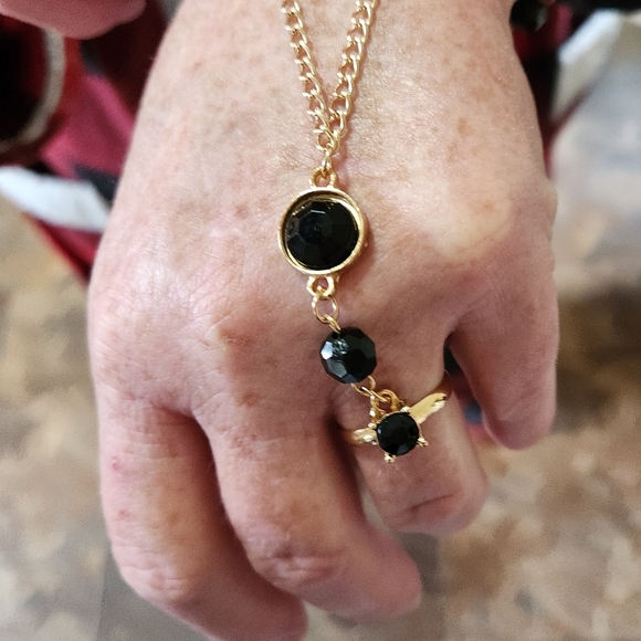 NIP.. Women's bracelet 😍 attached ring - Picture 3 of 7